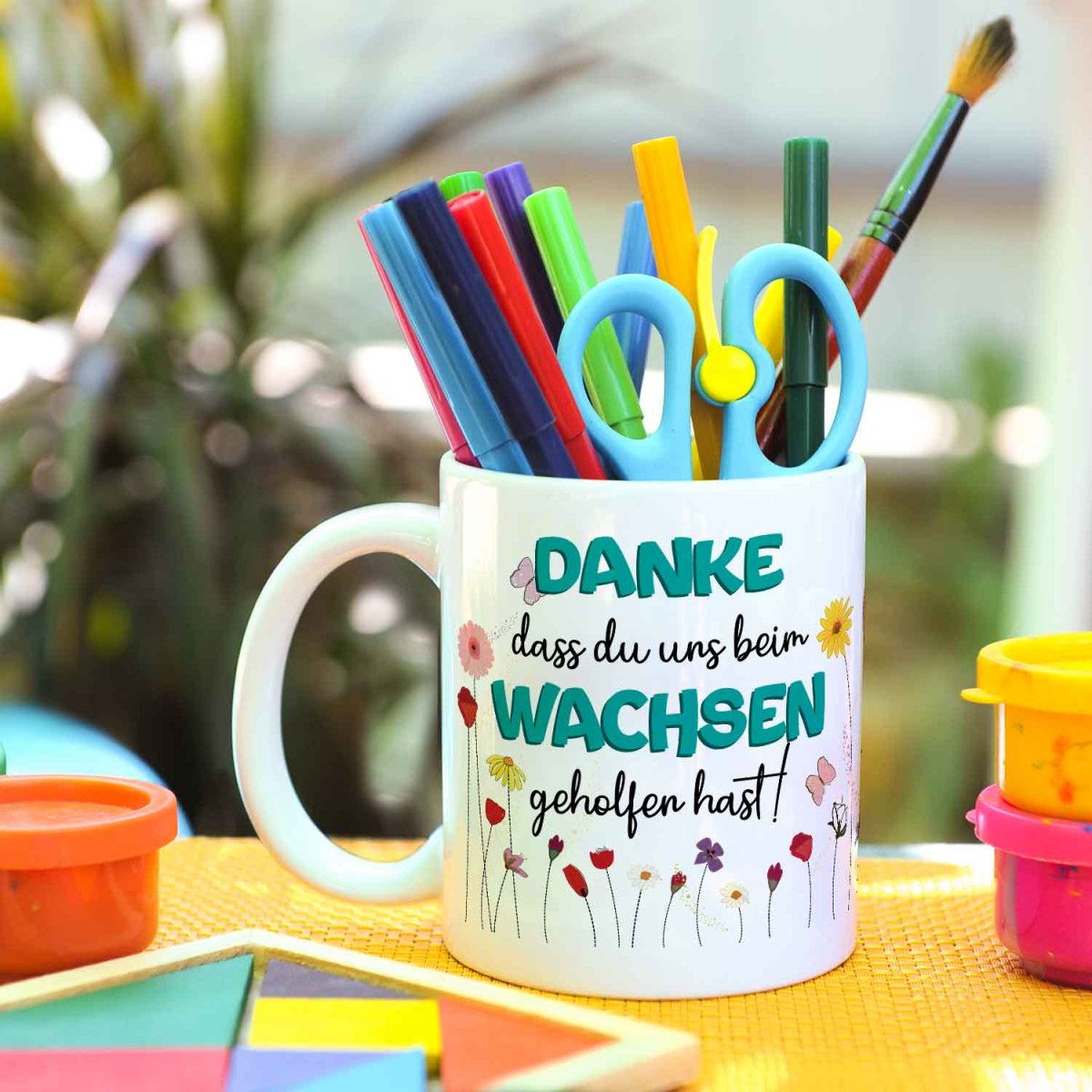 Bedruckte Tasse mit Spruch - "Danke dass du uns beim Wachsen geholfen hast" – Bild 2