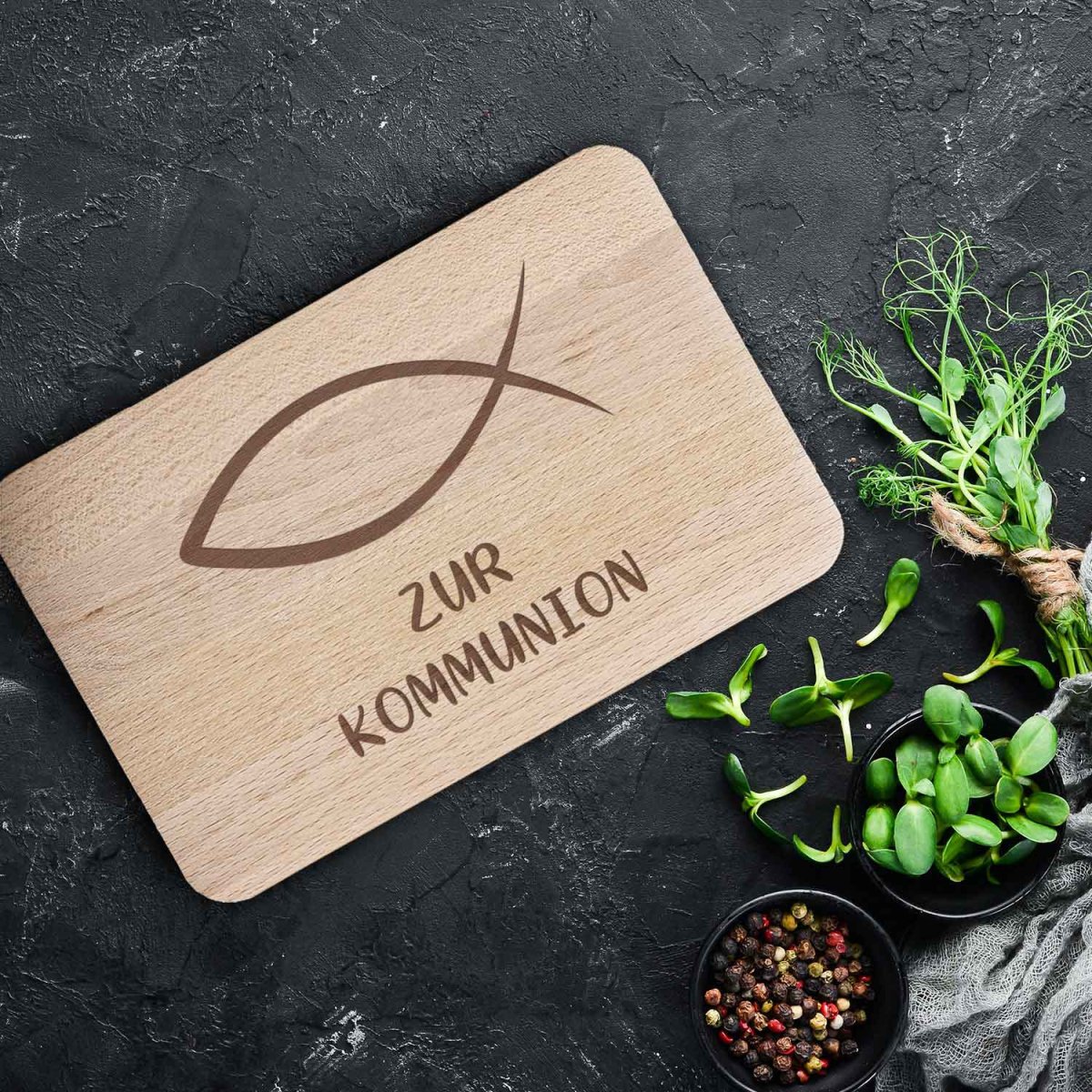 Frühstücksbrettchen mit Gravur "Kommunion Fisch" – Bild 2
