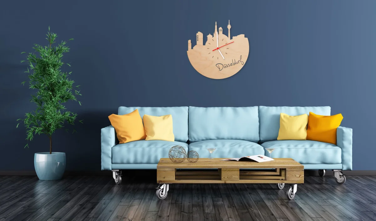 Wanduhr aus Holz Skyline Düsseldorf – Bild 3