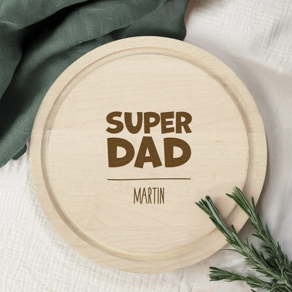 Frühstücksbrettchen zum Vatertag Rund Buche „Super Dad“ personalisiert Geschenk Gravur – Bild 4